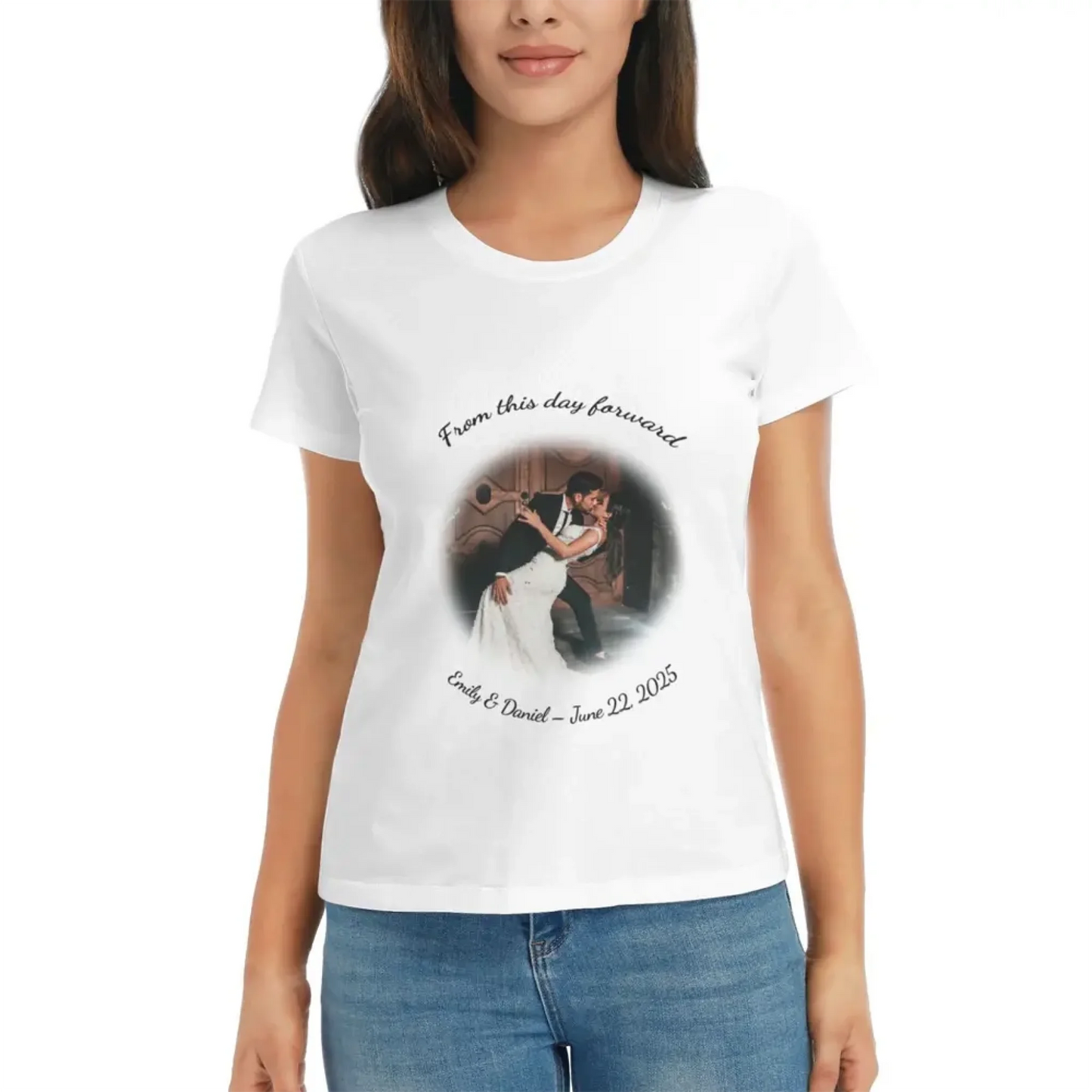 Fitted custom women's wedding T-shirt with personalized circular photo and curved text – ideal bridal shirt for getting ready, bachelorette party, or as a gift for the bride.